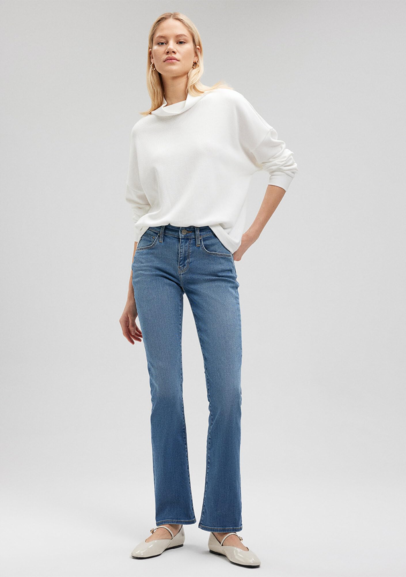 Mona Gold Klasik Gölgeli İndigo Mavisi Jean Pantolon 1049784195