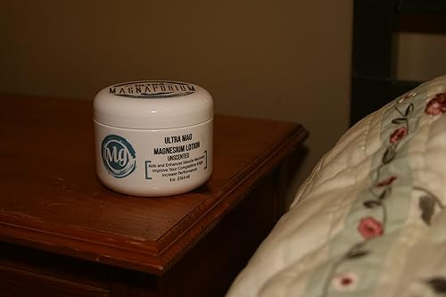 Vista 3 de Loción con infusión de magnesio Ultra Mag - Sin perfume - más de 500 mgcucharadita de minerales de magnesio de los fondos marinos Zechstein