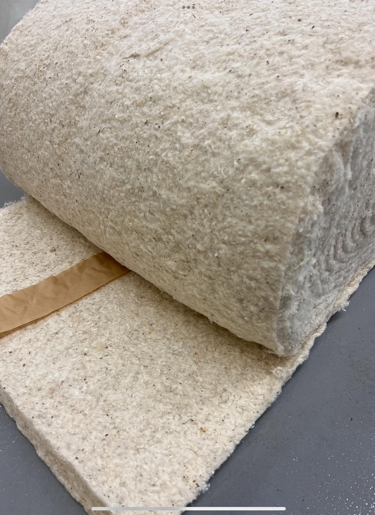 Hobbs Resin Bonded Polyester Batting 12oz 96in x 18yd, 12 oz/96