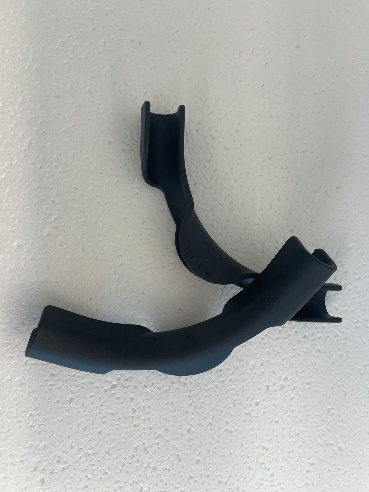 Curva di Sostegno per Tubi Riscaldamento a Pavimento, Nero, Supporto Impianti Radianti, Diametro 14-18 mm, Accessorio Installazione conf. da 25 pz