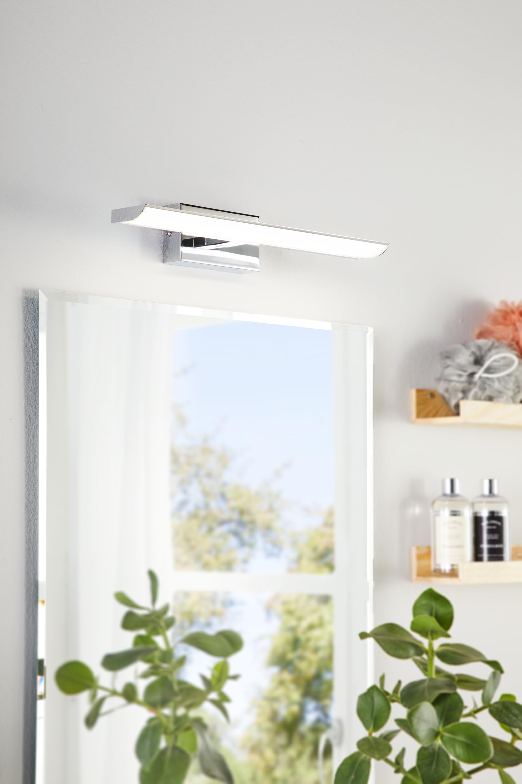 EGLO LED Wandlampe Tabiano, Spiegelleuchte, Wandleuchte aus Metall in Chrom und Kunststoff in Weiß, Badezimmer Lampe, Badleuchte neutralweiß, L 40,5 cm | aus Metall in Chrom und Kunststoff in Weiß, Badezimmer Lampe, Badleuchte neutralweiß, L 40,5 cm