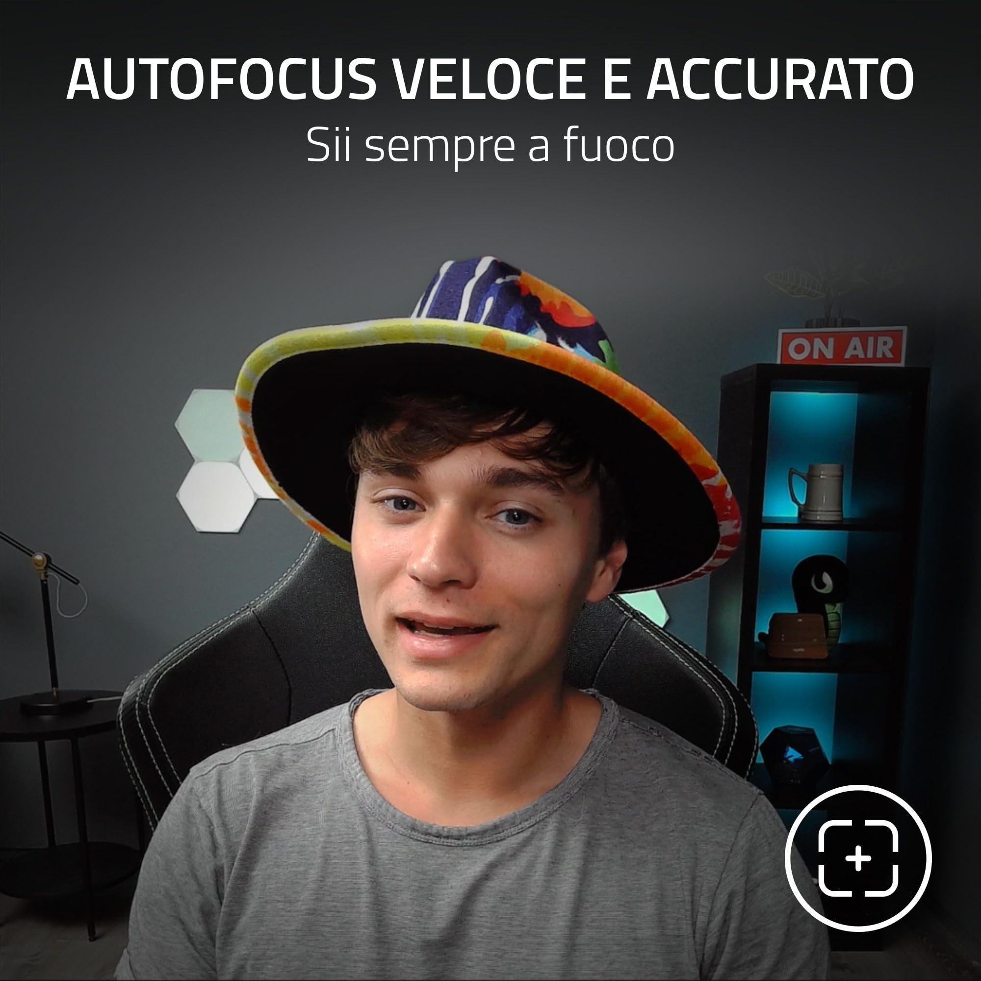 Razer Kiyo - Fotocamera di trasmissione con anello di luce (fotocamera web USB, video HD 720p, 60 FPS, compatibile con Open Broadcaster Sofware, Xsplit, autofocus, connessione per treppiede) Nero