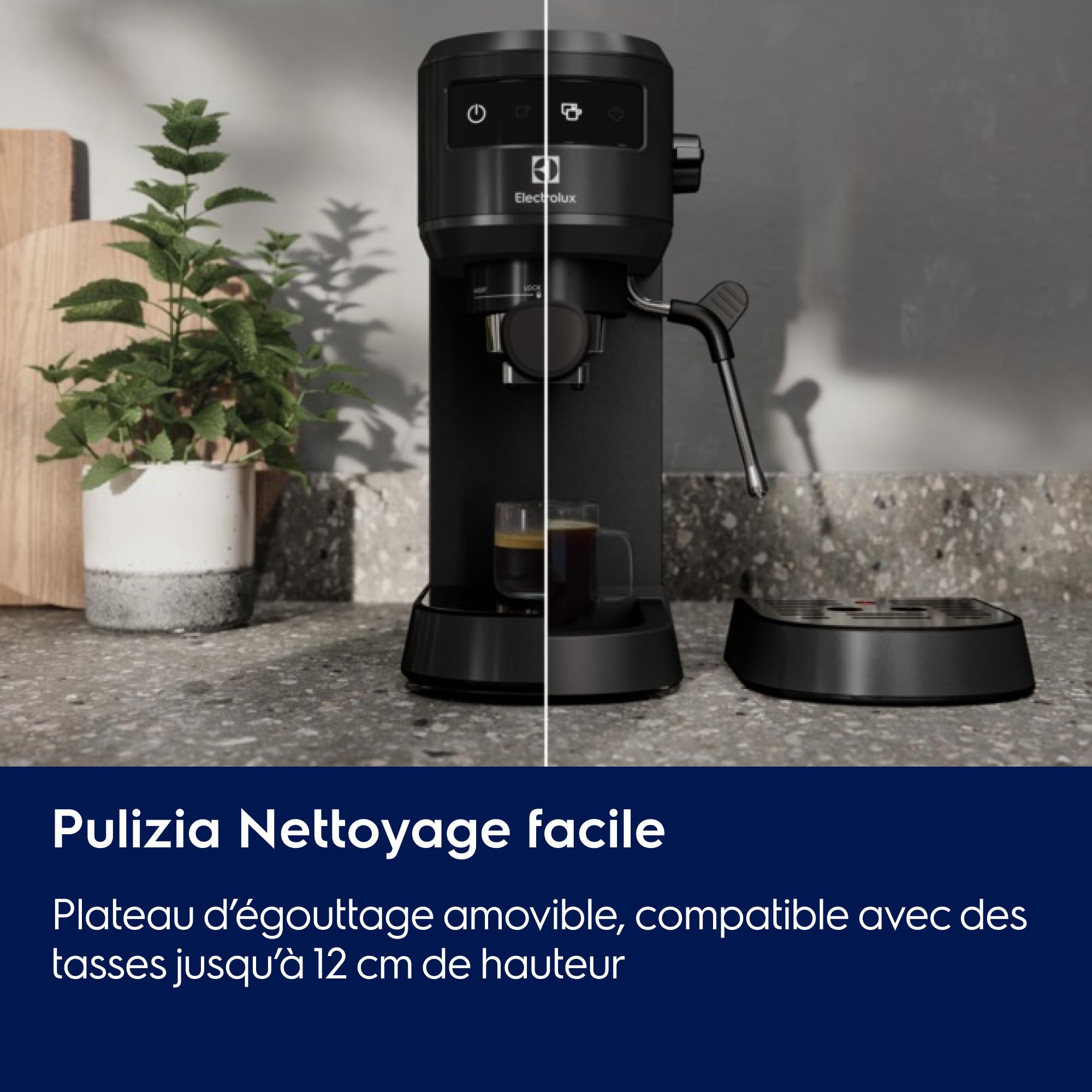 Electrolux Machine à expresso à cappuccino Explore 6 E6EC1-6BST, la Technologie Thermo Block, Filtre 2 en 1 ou insert pour dosettes ESE, égouttoir amovible, Mousseur à lait, Noire