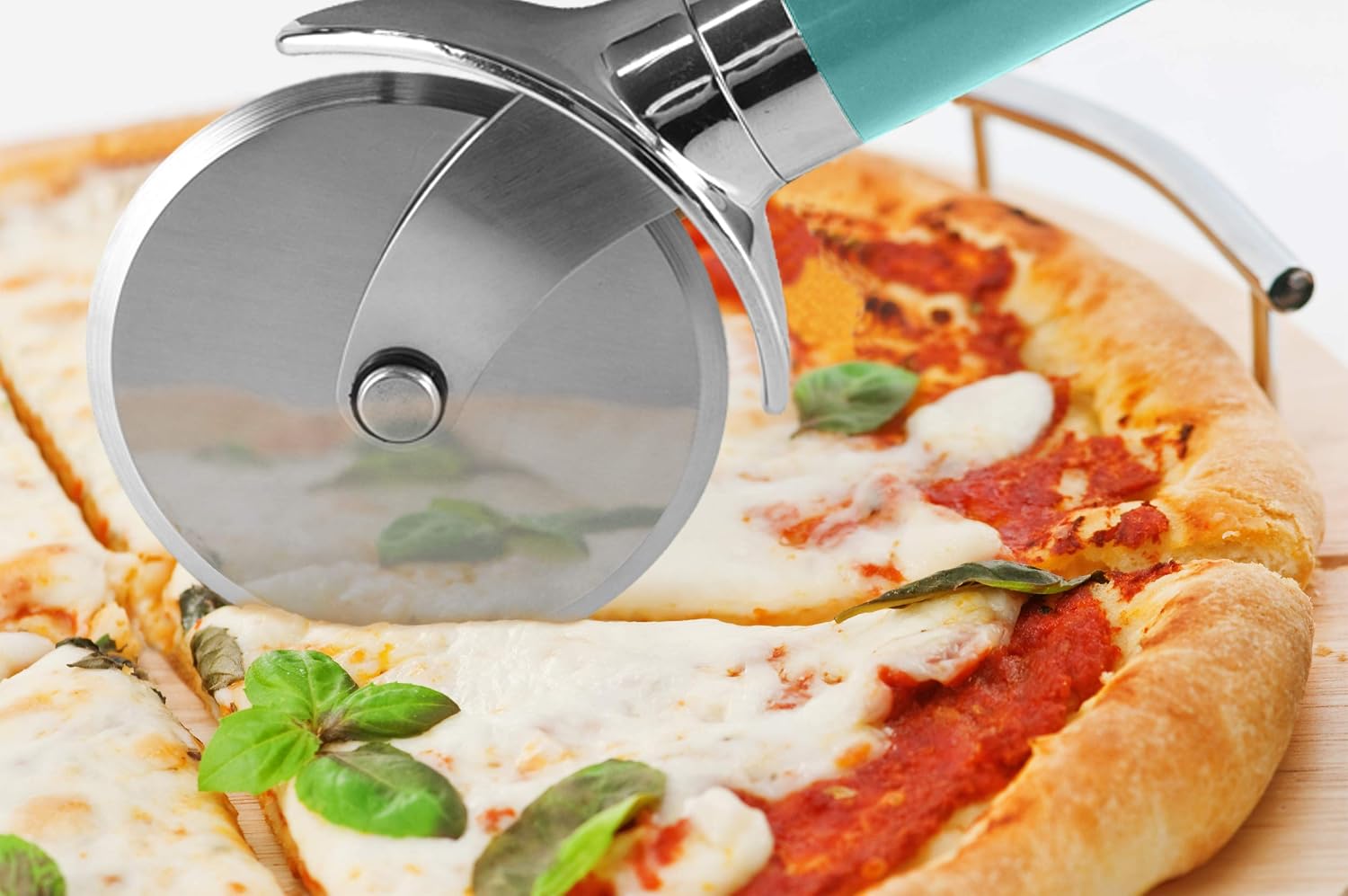 KitchenAid Classic Pizza Wheel, Aqua Sky, 8.85-Inch -