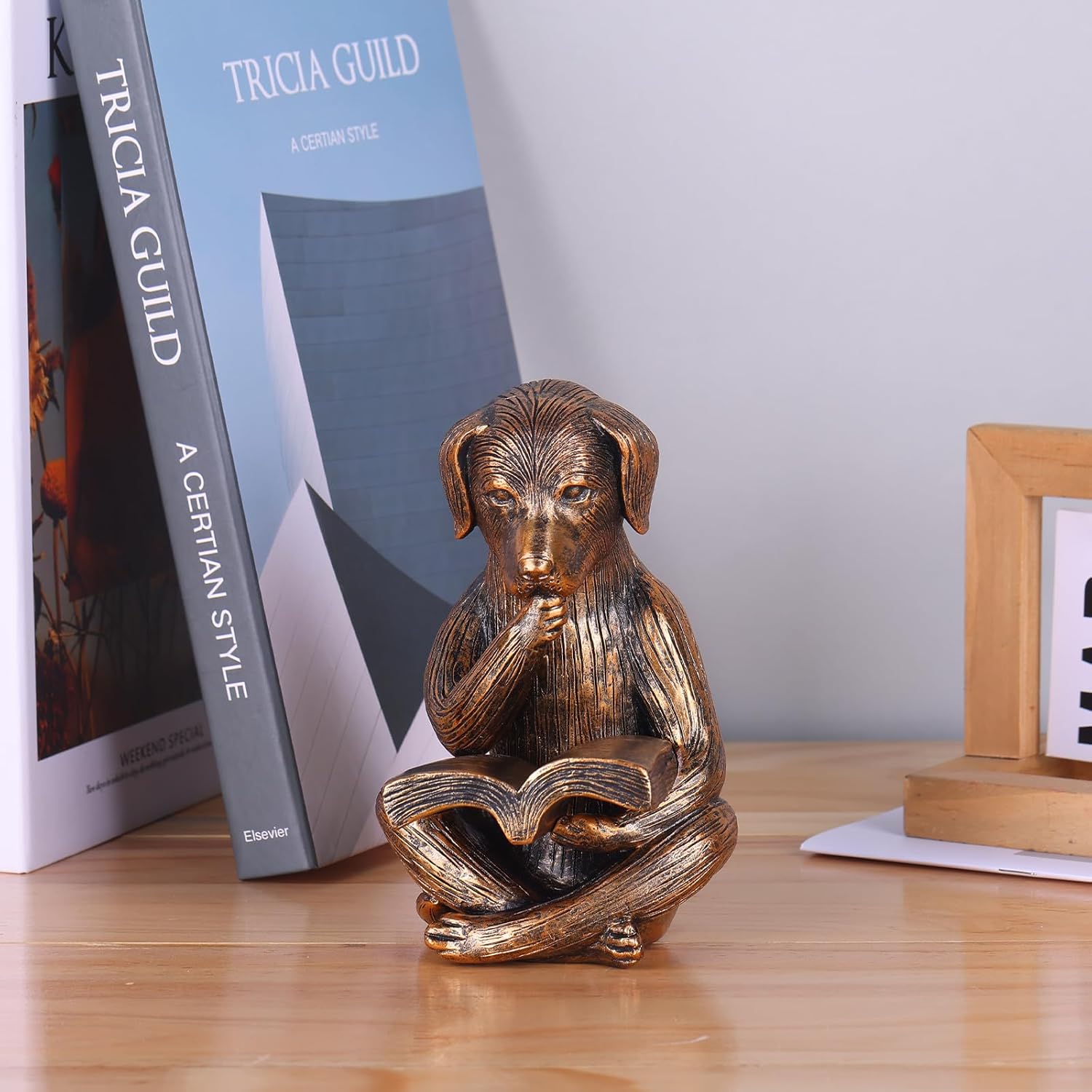 Dog Figurine Resin Reading Statue – Sitting Pup Sculpture for Bookshelf, Desk & Bookcase Decor, Cute Shelf Sitter Collectible, Dog Lover Gift, Whimsical Figurines, Desk Animal Decor