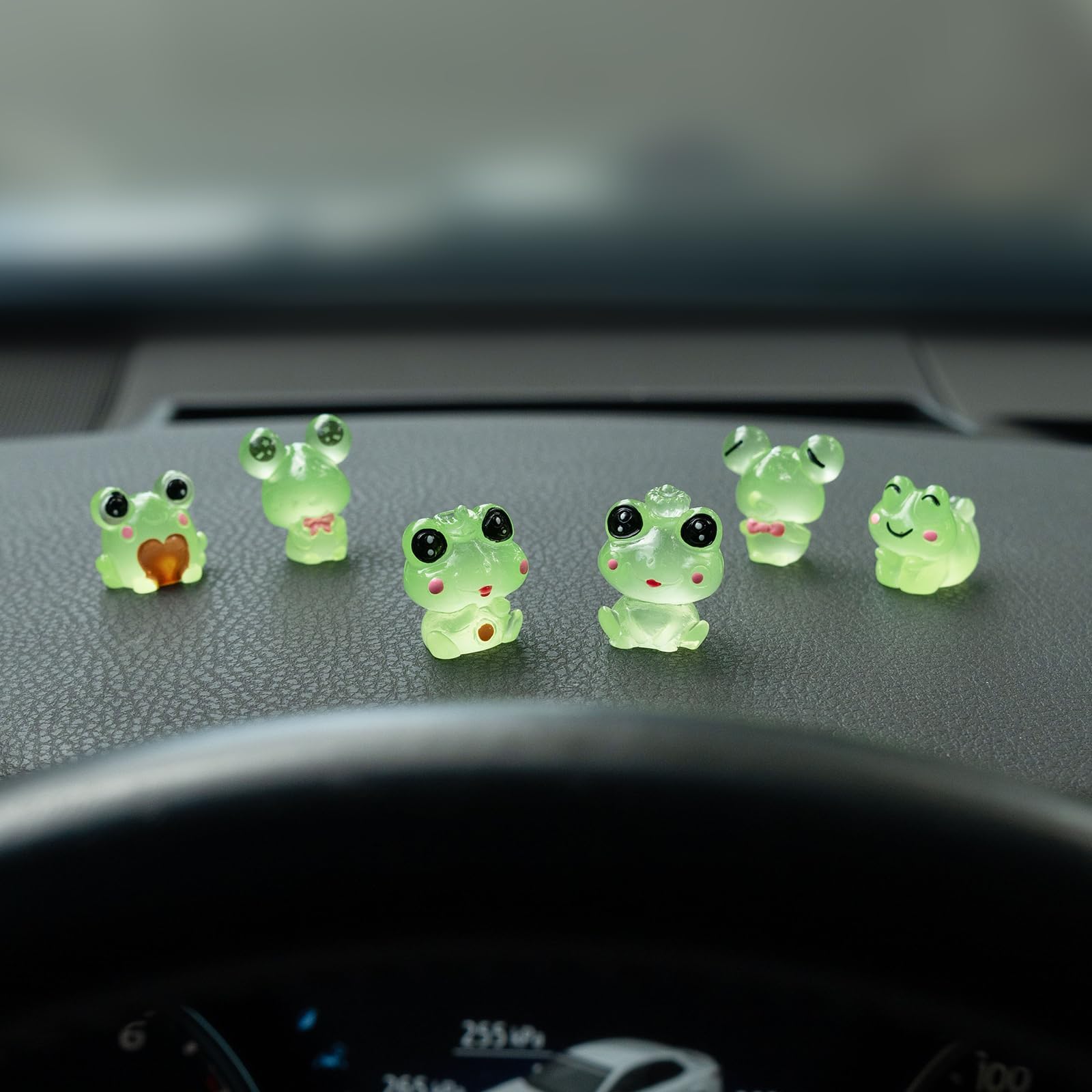 Rislobx Luminous Frog Car Dashboard Decor, 6PCS Fun Frog Car Dash Decorations Rear View Mirror Ornament Interior Accessories
