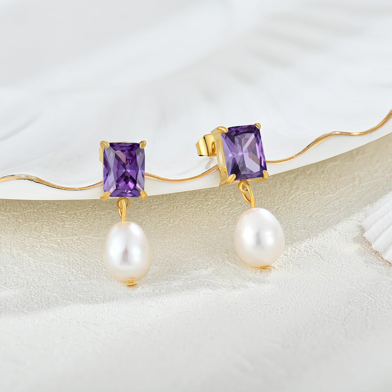 Sterling Silver Cubic Zirconia Dangle Drop Pearl Earrings with 8 * 10mm Irregular Freshwater Cultured Pearls