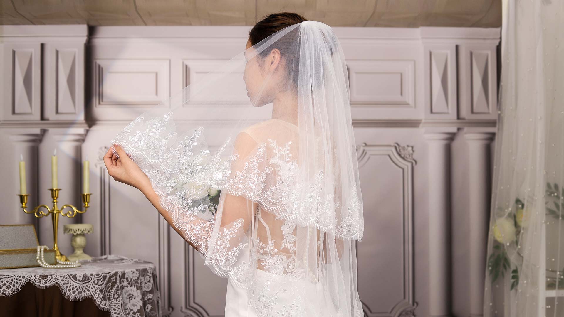 Aularso 2 Tier Lace Wedding Veils for Brides Sparkle Bridal