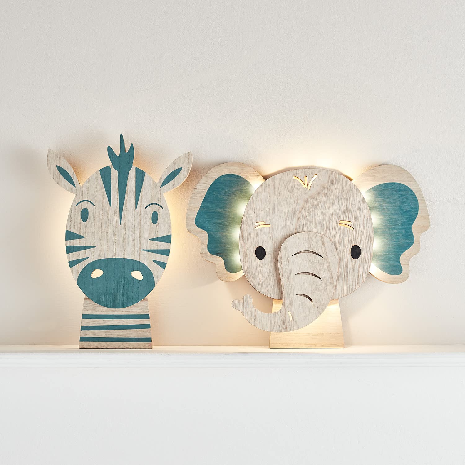 Lights4fun 2er Set LED Wandleuchten Elefant Zebra Fernbedienung Timer Batterie Kinderzimmerdeko