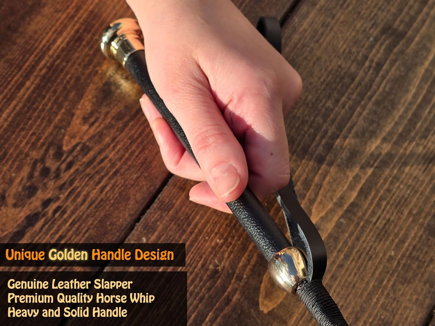 Cultivo de caballo dorado y morado de 18 pulgadas | Parte superior de bate de salto de piel auténtica | Mango sintético negro | Eje de fibra de vidrio ecuestre | Entrenamiento ecuestre | Internacional