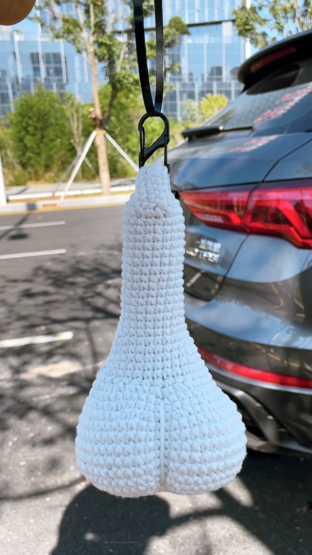 Image of Large Truck Nuts for Real Truck, Gag Gift for Men, Woven Nut for Vehicle Decoration, Luminous