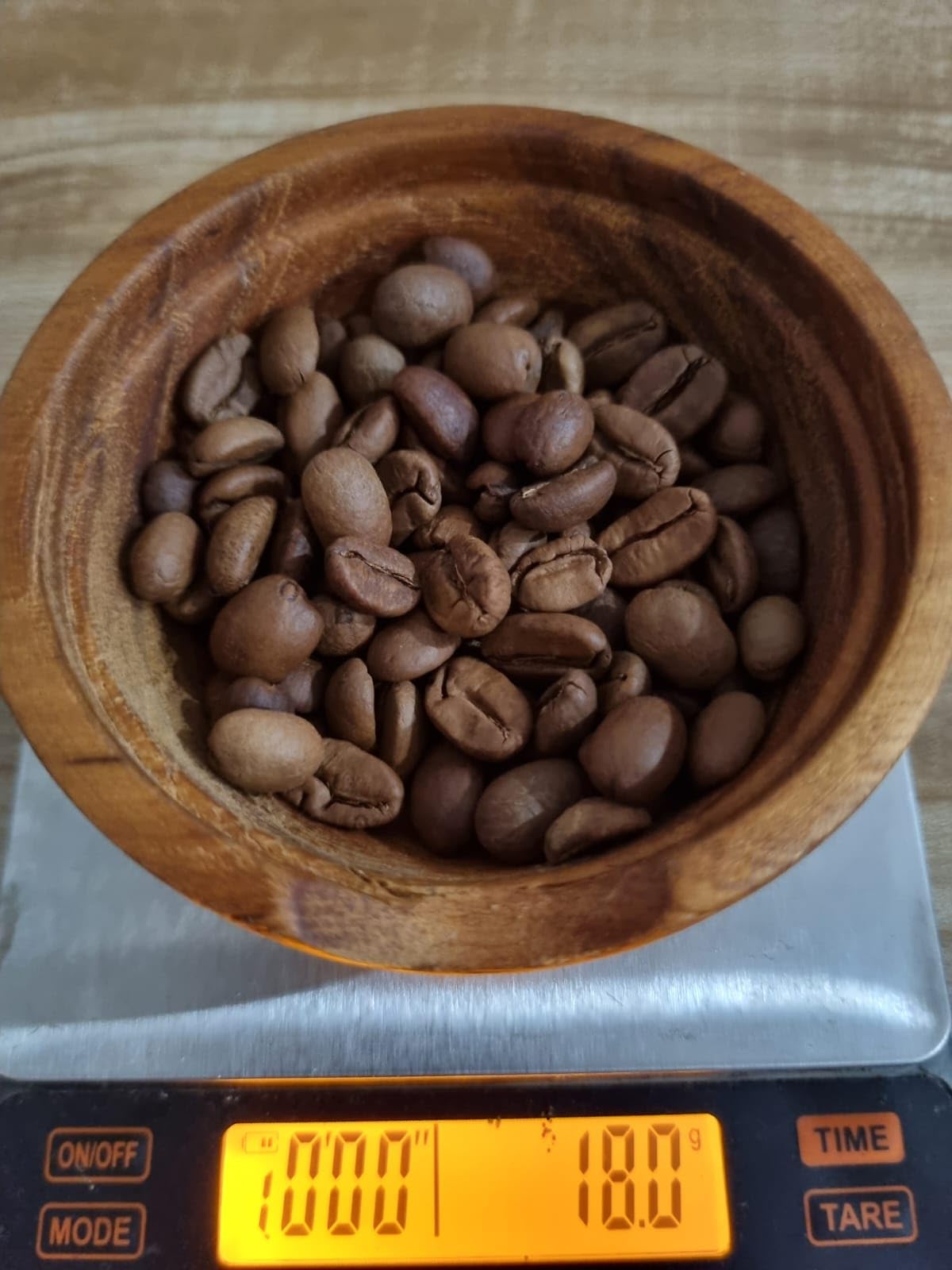 FORESTIGUE TROPICAL Coffee Bean Dosing Cup Set for 18 gram - Rustic Wooden Coffee Dosing Tray easy for get 18 gram coffee bean, couple dosing cup, Nice and Elegant design Coffee Bean Dosing