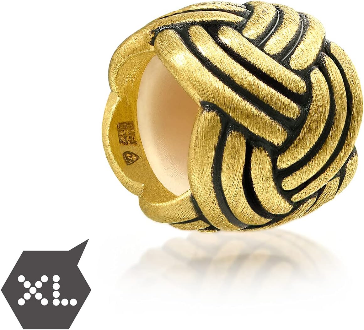 CHOW SANG SANG 999 24K Gold Charme Pineapple Knot Charm Bracelet for Men & Women 92301C