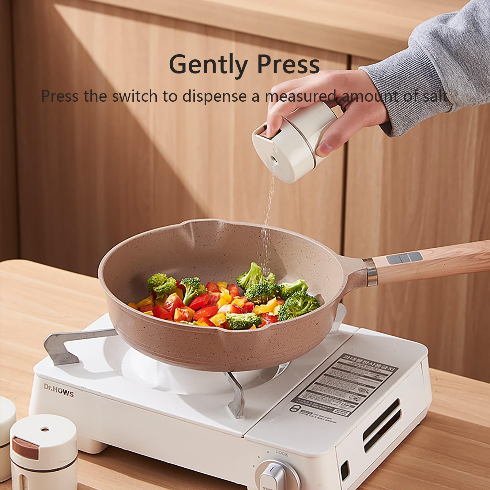 Pots à Épices Magnétiques Robustes avec Couvercle, Récipients Hermétiques et Étanches à La Poussière pour Réfrigérateur, Cuisine, Camping, Pots en PP pour Cuisiniers Amateurs et Chefs(Set of 6)