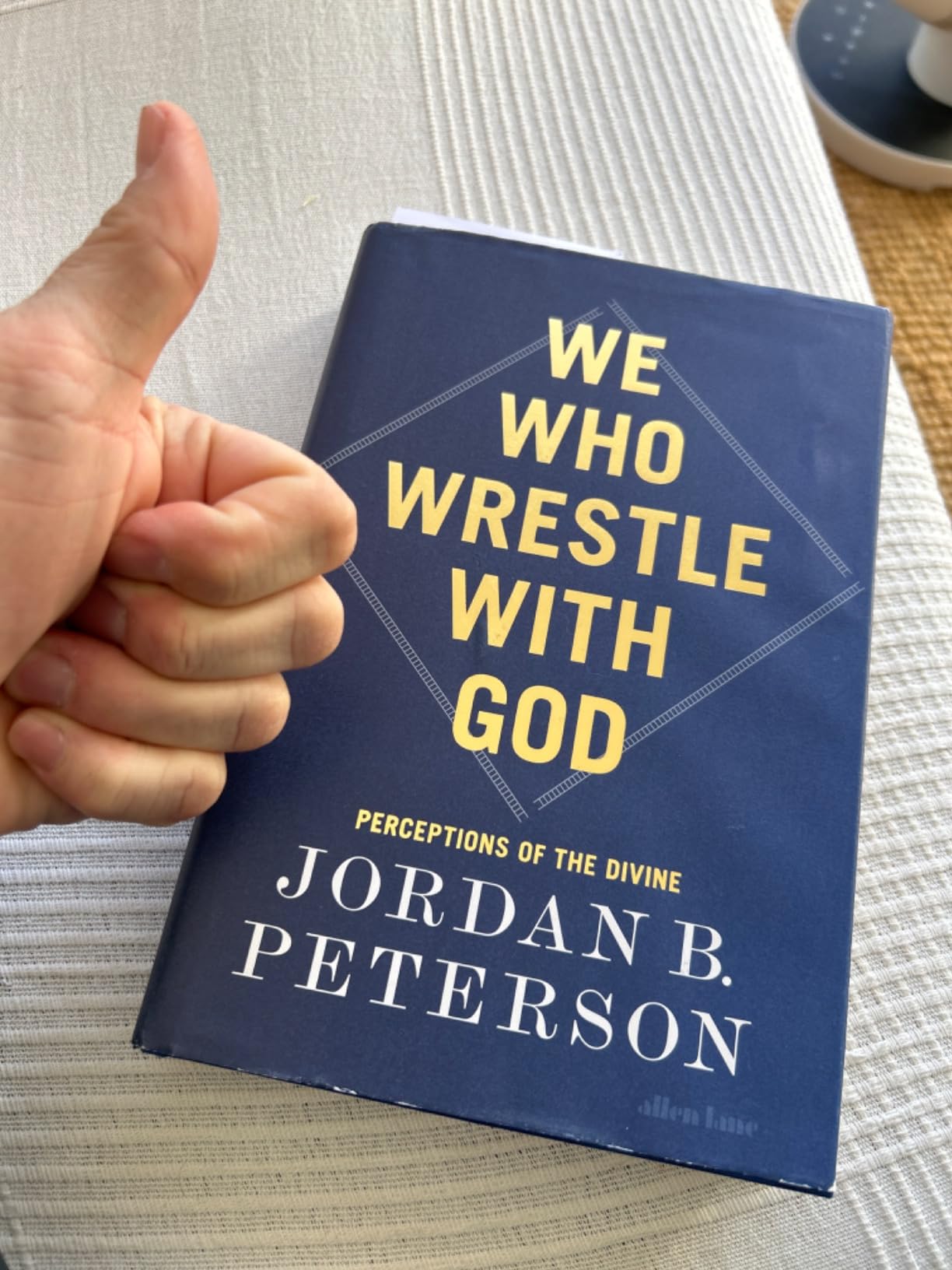 We Who Wrestle with God: Perceptions of the Divine : Peterson, Jordan B.: Amazon.co.za: Books