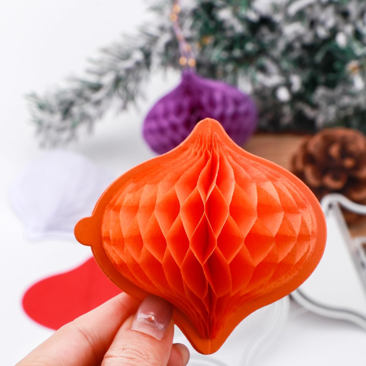 Briartw Christmas Bell Cutting Dies for Making Shaker Cards & 3D Pop-Up Crafts - Compatible with Honeycomb Paper Pads, Paper Crafts,Perfect for DIY Scrapbooking, Birthday Cards, School Projects