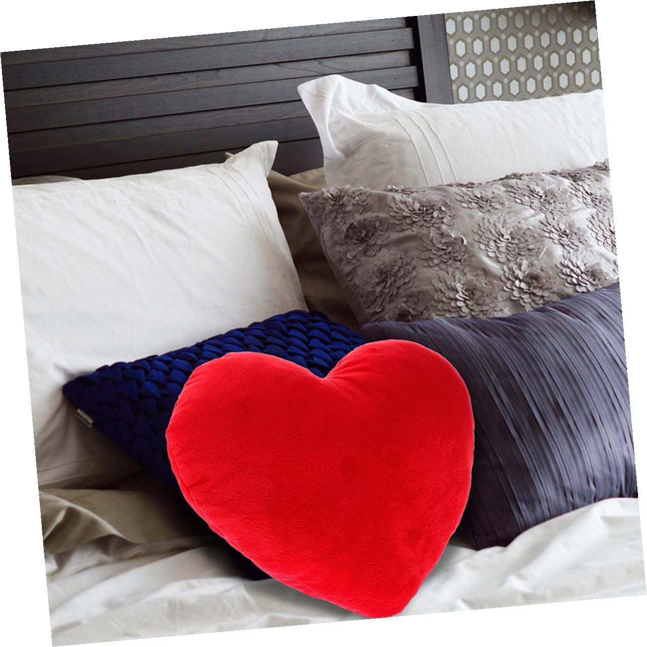 VALICLUD Heart Shaped Plush Throw Pillow Soft Decorative Cushion for Wedding Valentine’s Day Bedroom Sofa Car Relaxation and Stylish Accent