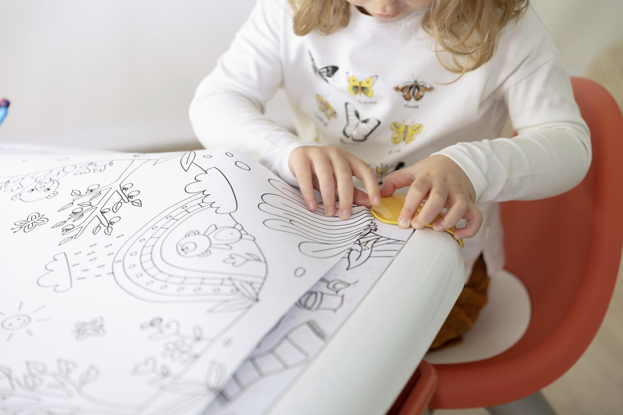 Smoby Mesa Creativa con Accesorios. Juego Educativo artístico de Dibujo borrable. A Partir de 3 años (7600420400)