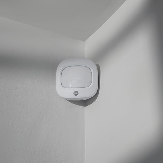 Yale AC-PETPIR Alarm Hayvan Dostu PIR Hareket Sensörü - Sync Akıllı Ev Alarmı ile Çalışır - Yale Home Uygulamasıyla Kontrol İmkanı [Enerji Sınıfı B]
