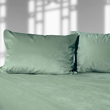 Liberator Liquid Velvet Sheet and Pillowcases - Luxuriously Soft Bedding Set for Couples - Queen, Green