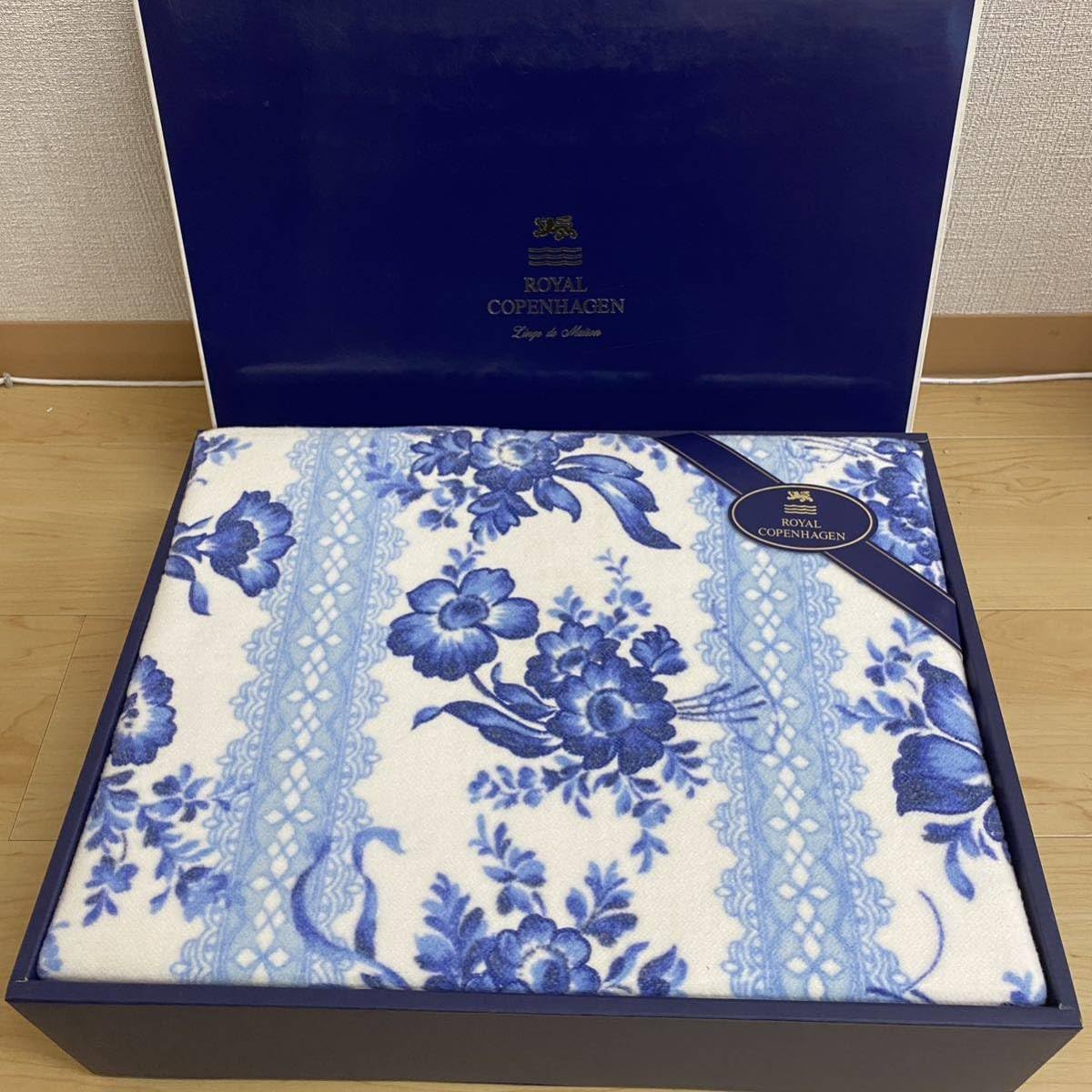 Amazon.co.jp: ROYAL COPENHAGEN ロイヤルコペンハーゲン 綿毛布