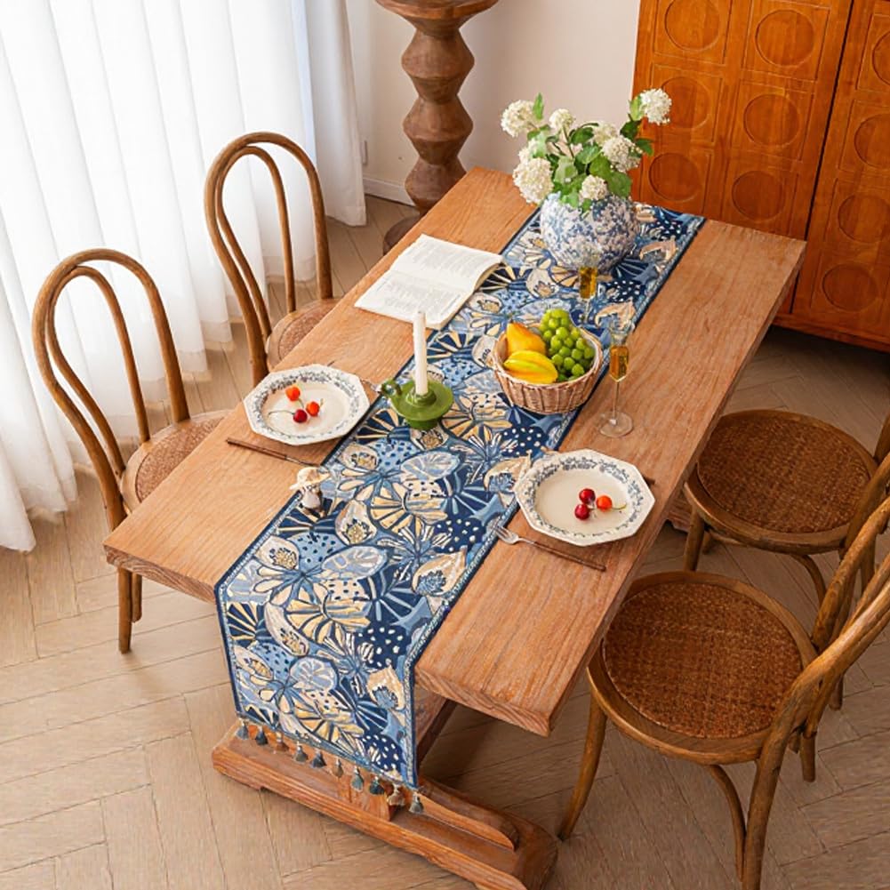 Grazioso tavolo con design jacquard dimensionale e nappe per caminetto, caminetto, tavolo da pranzo e bancone bar (35 x 120 cm, blu)