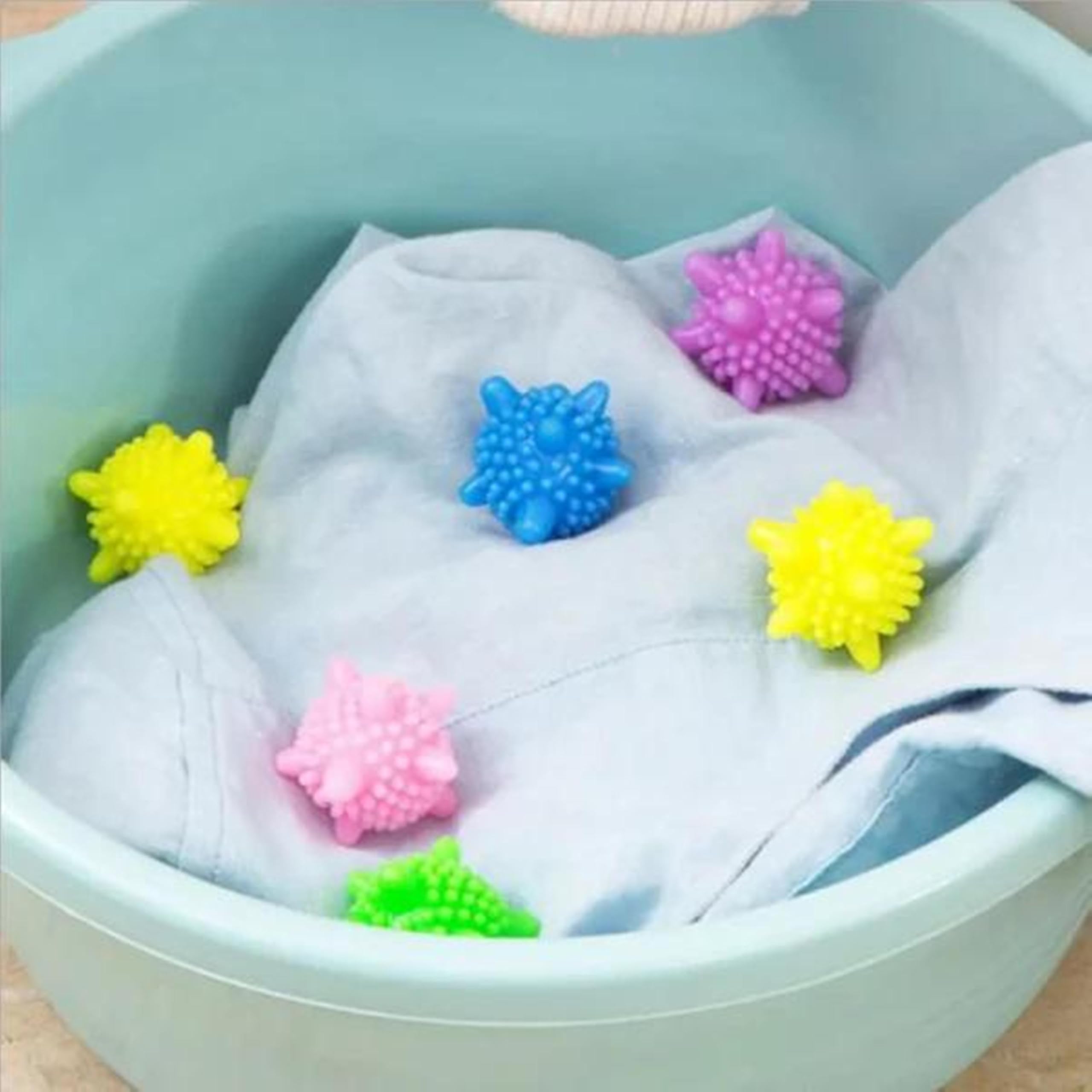 Dealsure Eco Friendly Washing Machine Laundry Balls Reusable Tangle Free, Scrubbing Laundry Balls, Hypoallergenic, and Chemical Free Unique Shape Best for Clean and Soft Anti-wrap Protection Washing Clothes (10) 2