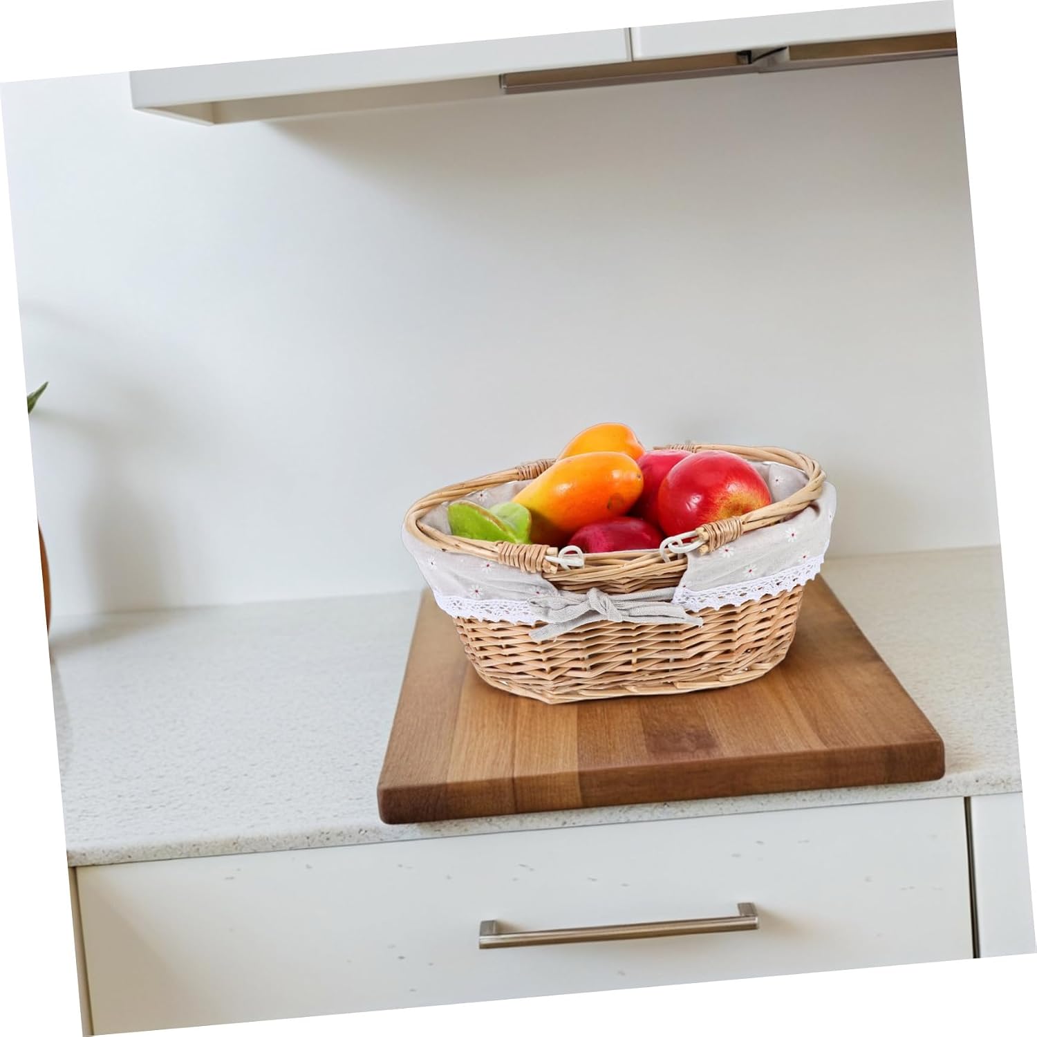 Picnic Basket Handle Handwoven Wicker Storage for Snacks Fruit and Easter Eggs Rustic Rattan Planter for Outdoor Gatherings Beige