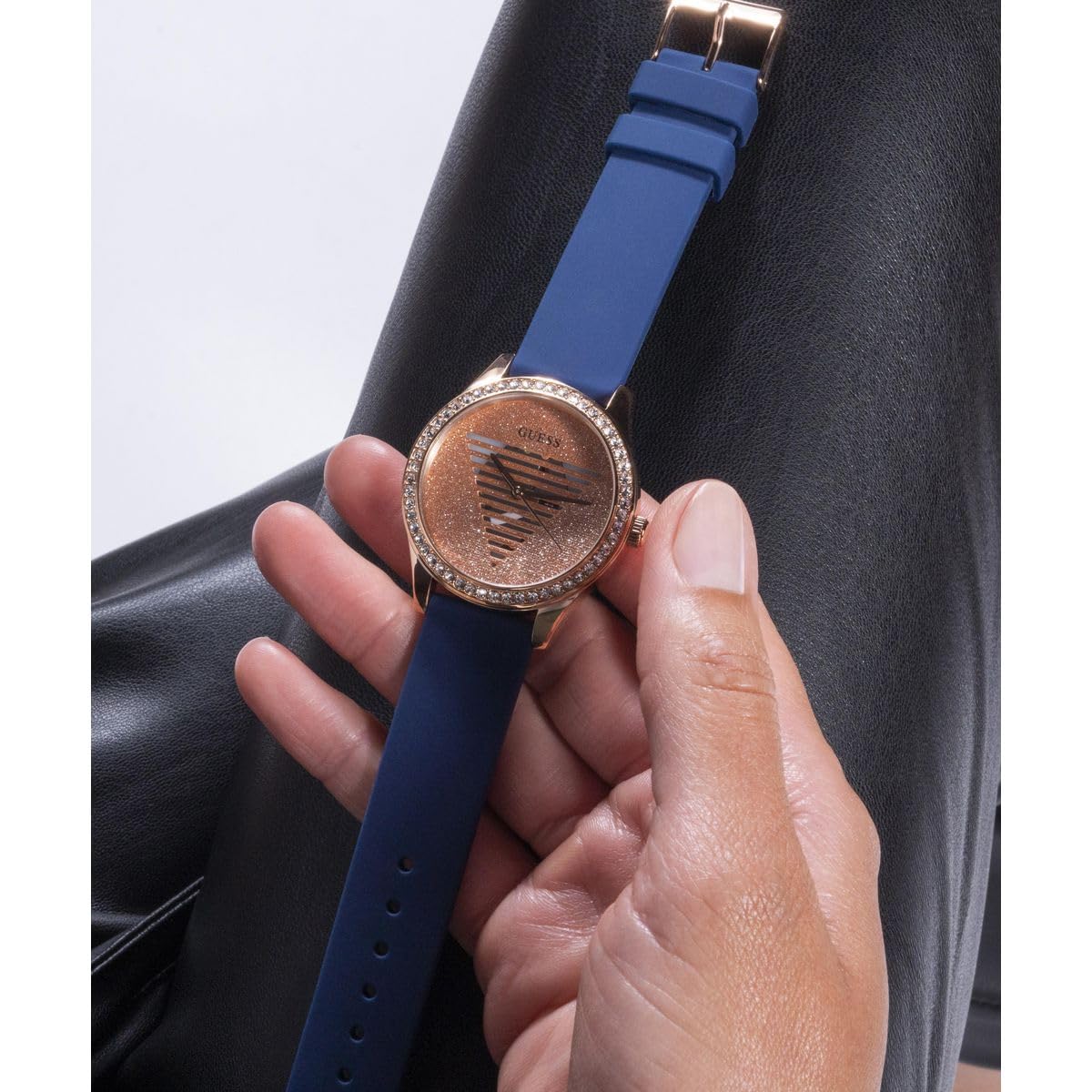 GUESS Reloj para mujer de 38 mm