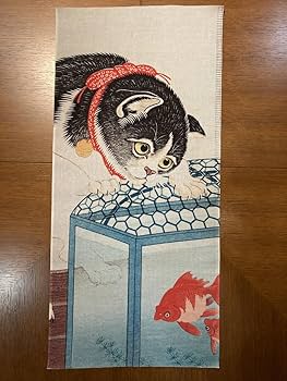 Amazon｜古今東西 浮世絵 手ぬぐい 猫と金魚 その2 縦柄 小原古