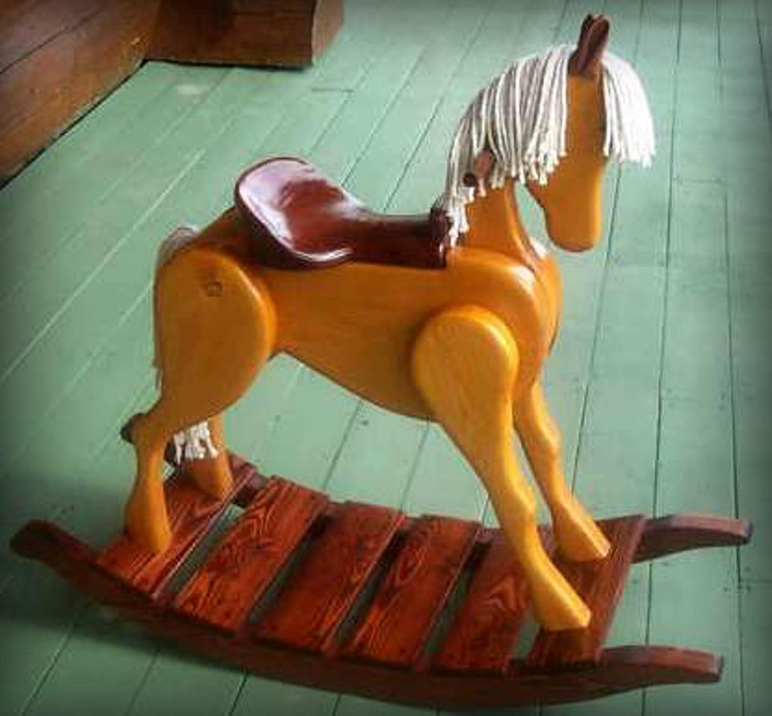 Rocking Horse How-to Book; Paper Pattern Plan to DIY and Easily Build Child Size Rocker Play Toy