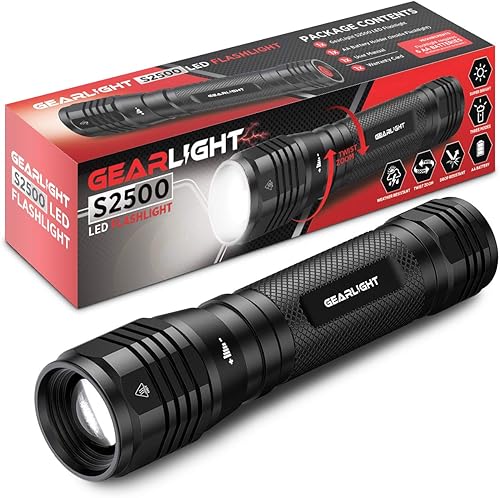 GearLight Linterna LED S2500 - Linternas tácticas extremadamente brillantes y potentes con altos lúmenes para campamento emergencia y uso diario