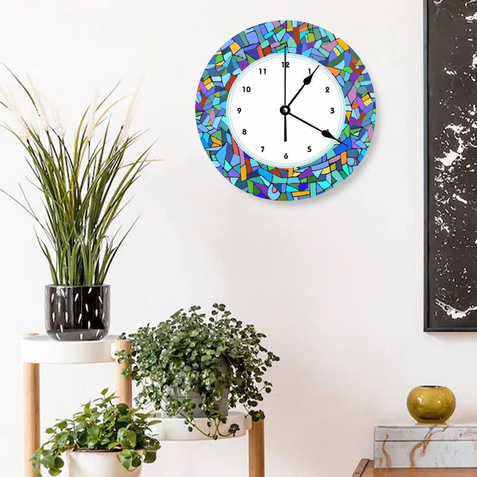 Funlucy Decoratieve stil, geen tikkende wandklok cirkel van vijfden bruine kleur muzikanten ronde moderne houten klokken voor slaapkamer woonkamer