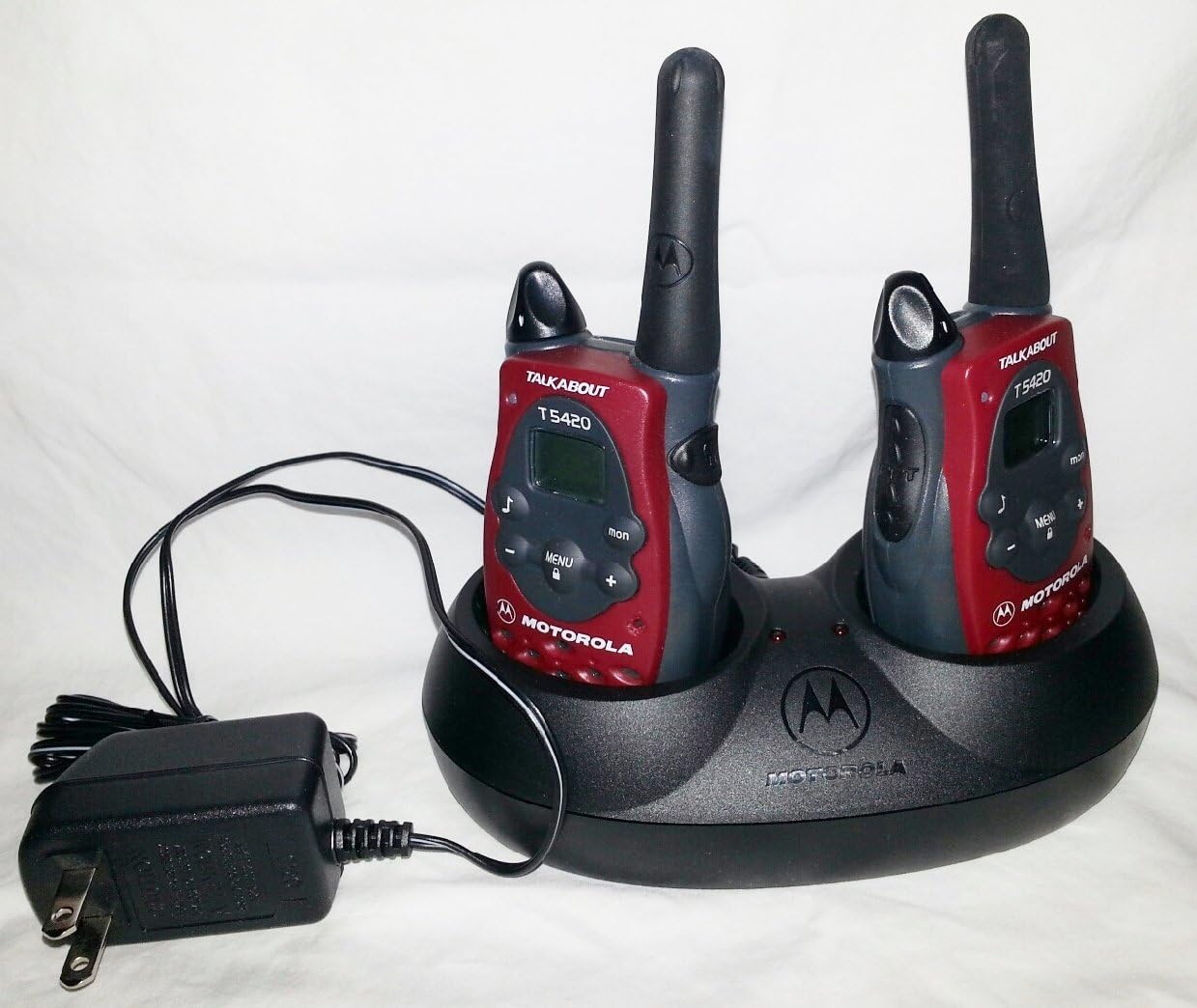 Motorola Talkabout t5420 AA 2Mile 14Channel FRS TwoWay radios (1 par