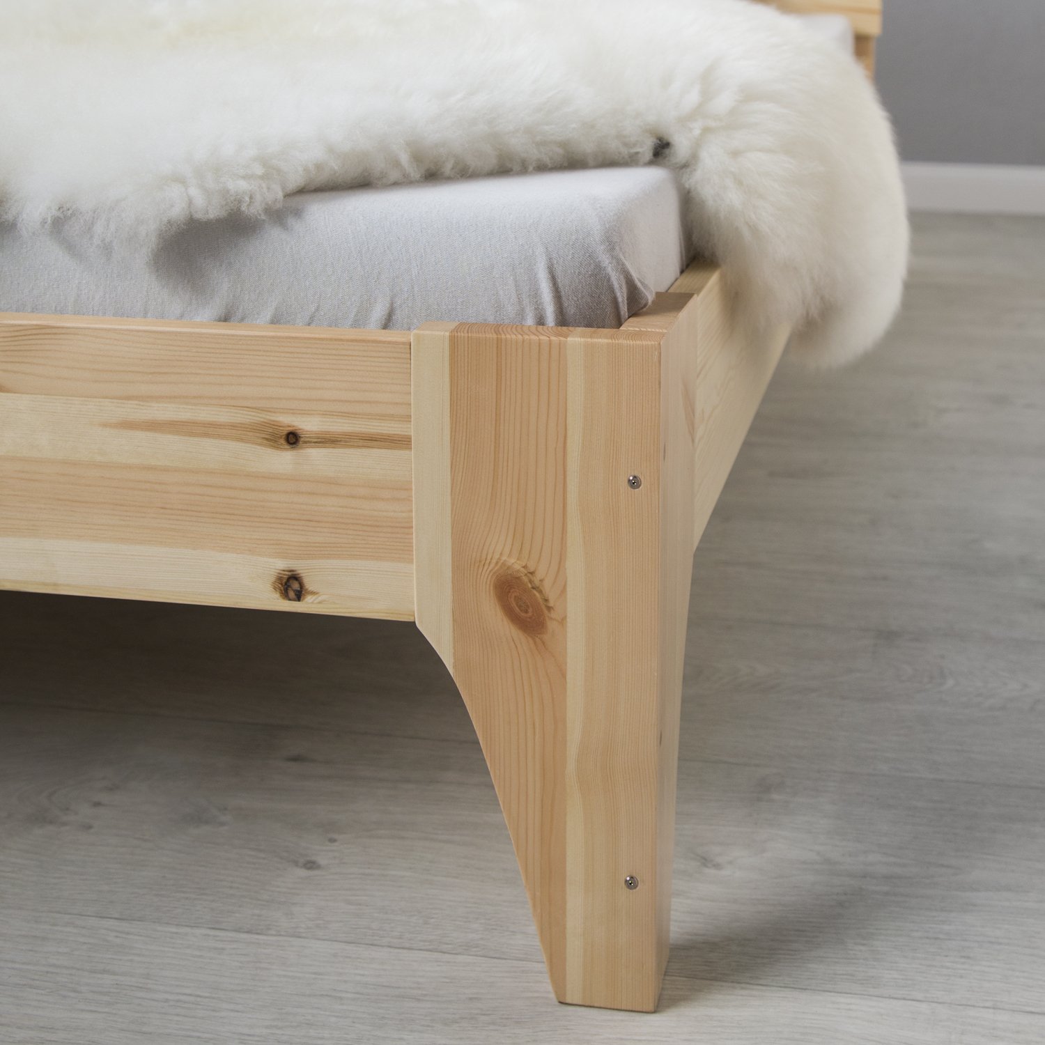 Homestyle4u Holzbett 140x200 cm - Massivholzbett Kiefer mit Lattenrost