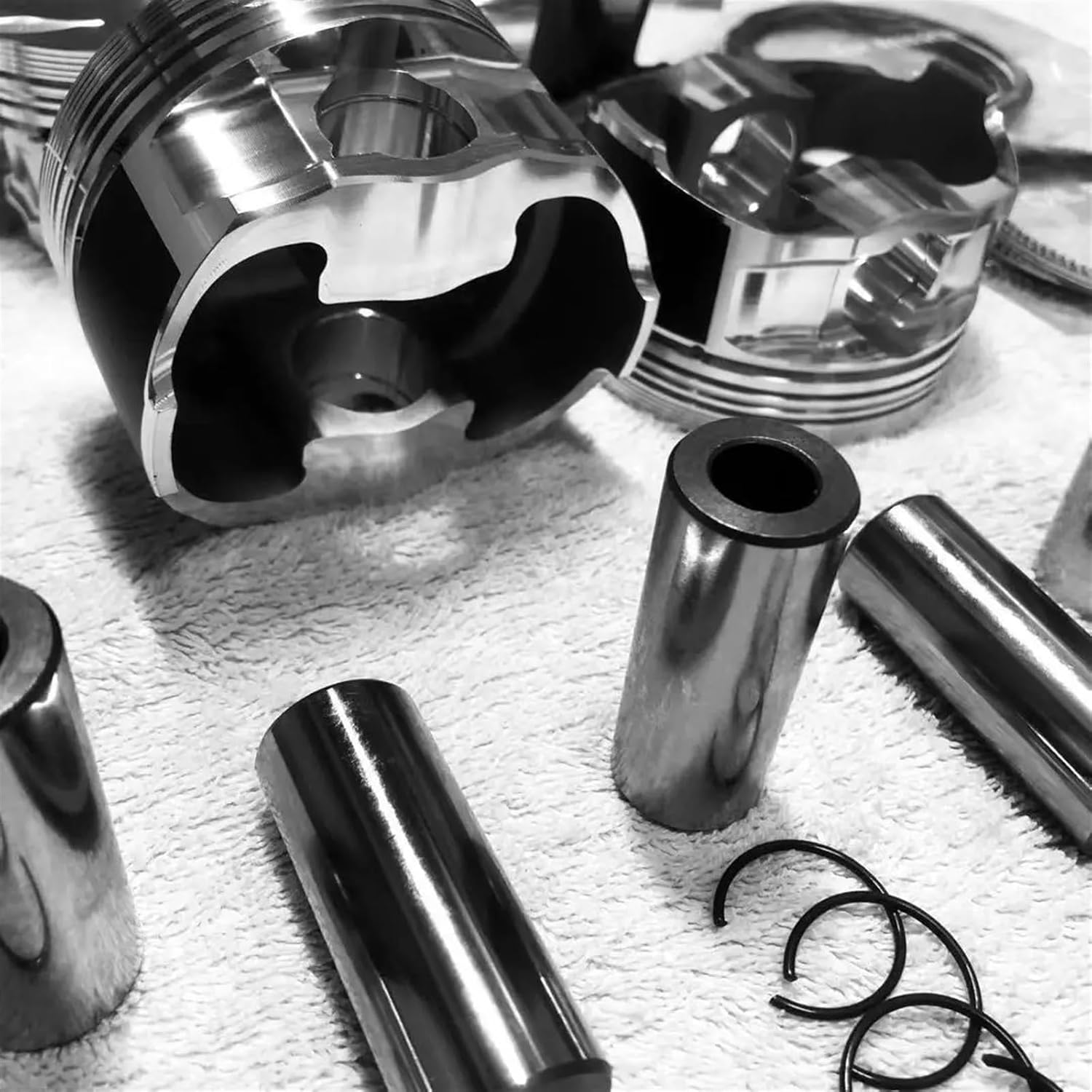 Forged Piston Compatible with 3.0T A6 S5 3.0TFSI CAJA CCAA 82.5mm CR 9.5:1 one Set