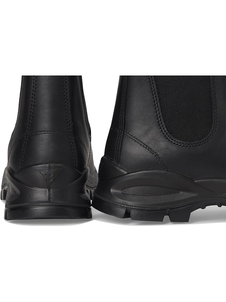 Black Blundstone Lug Chelsea Boots