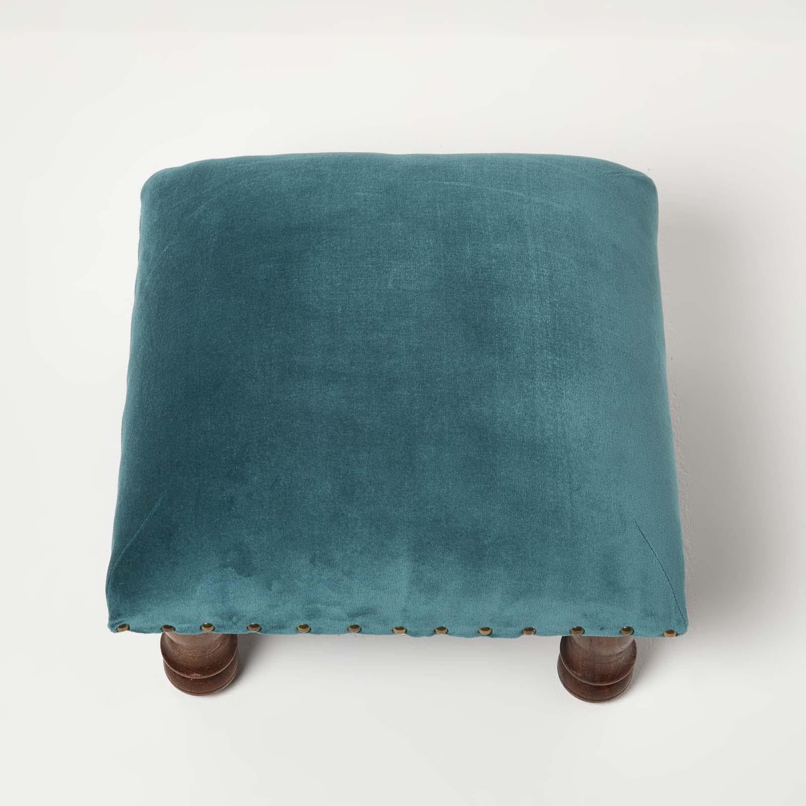HOMESCAPES Repose-Pieds carré en Velours, Petit Tabouret Bas Vert émeraude, Pouf en Bois 40x40x25 cm