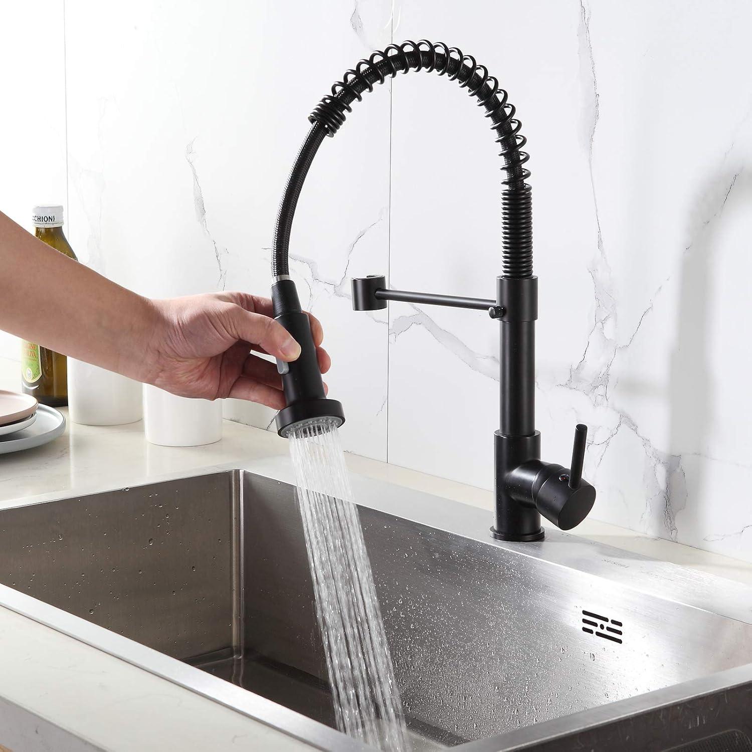 Hоlіdау Dеаlѕ 🛒 Kitchen Faucet Commercial Modern Solid Brass Single Handle Single Lever Pull Down Sprayer Spring Kitchen Sink Faucet with Deck Plate Matte Black Exсluѕіvе Dіѕсоunt 🔥 Kitchen Faucet Commercial Modern Solid Brass Single Handle Single Lever Pull Down Sprayer Spring Kitchen Sink Faucet with Deck Plate Matte Black