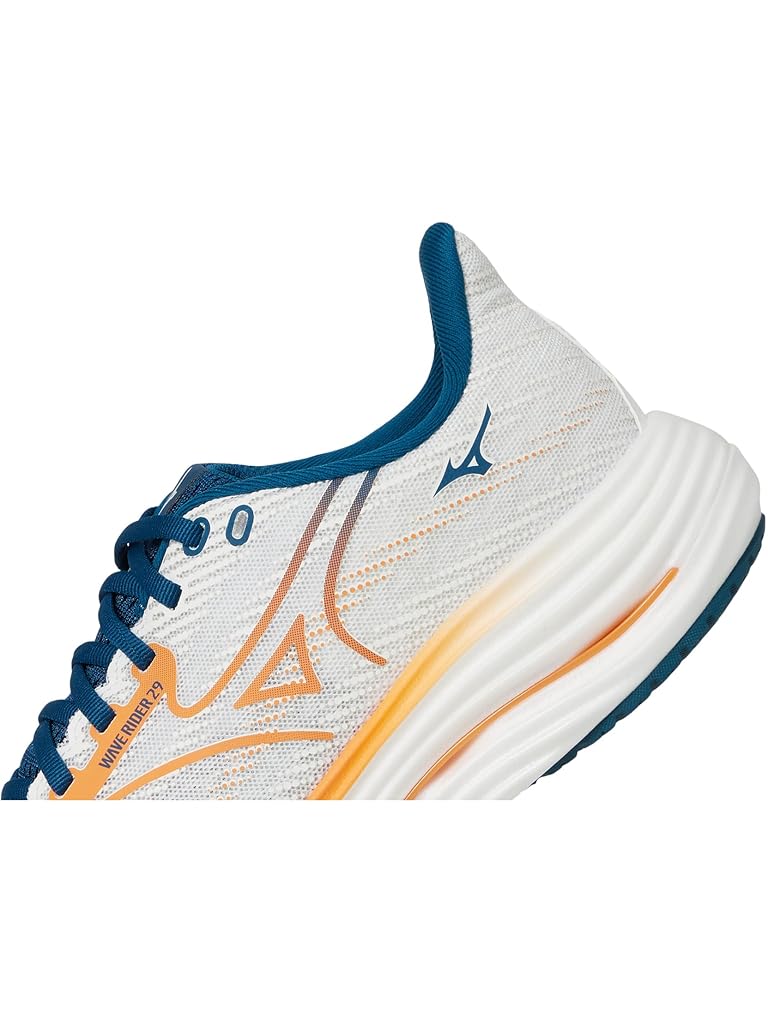 White Mizuno Wave Rider 29
