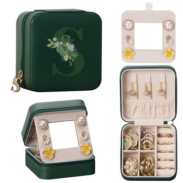 Travel Jewelry Box for Gift Traveling Jewelry Case for Girls Women - Mini Organizer for Necklaces Earrings Green