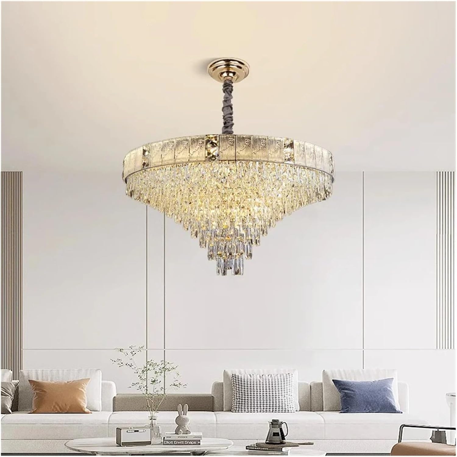 高級感のある シャンデリア 装飾性 クリスタル