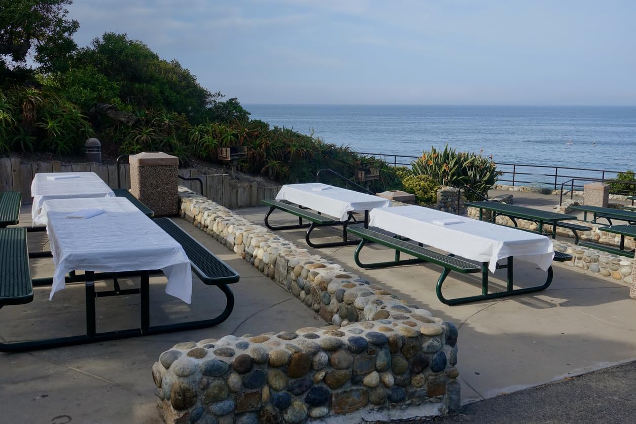 GiftExpress 300 Feet Long White Table Cloth Roll & Slide Cutter - Disposable Cut to Size Plastic Tablecloth - Make Rectangle & Circular Covers for Party, Picnic & More