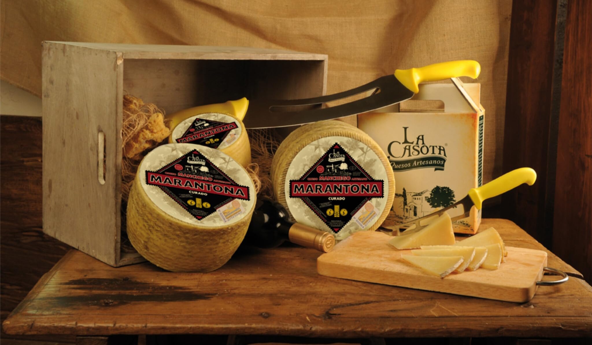 Queso Manchego Artesano D.O.P. Curado Marantona - 1/2 Pieza 1,5kg (Aprox.) - Elaborado con Leche Cruda de Oveja - Sabor Intenso - Origen La Solana