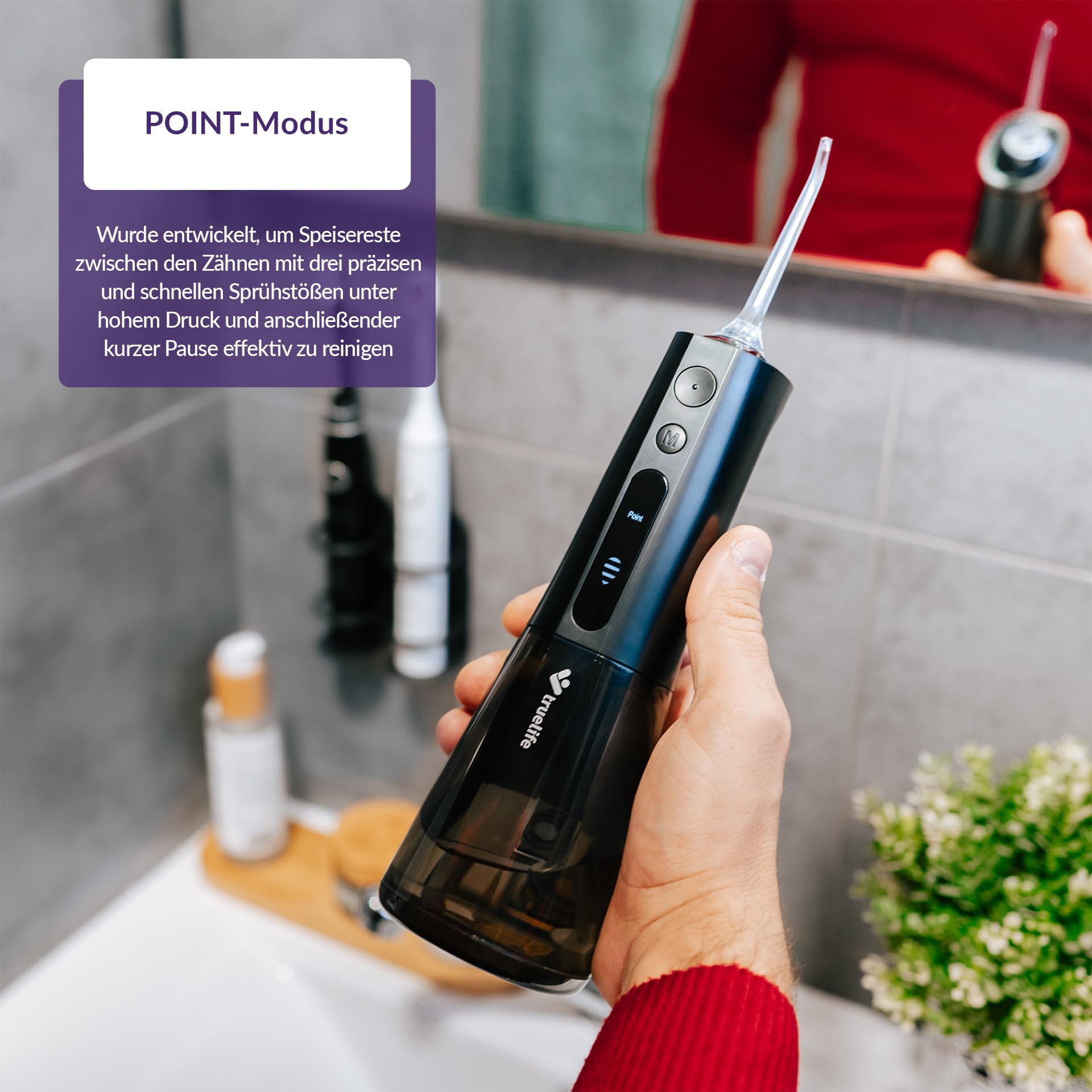 TrueLife AquaFloss Compact L100 Munddusche kabellos, tragbar, 300ml Tank, 3 Modi, 2 Druckstufen, IPX7, USB, 6 Düsen im Paket Zahnzwischenraum-Reinigung, Zahnspange/Implantate (Schwarz)