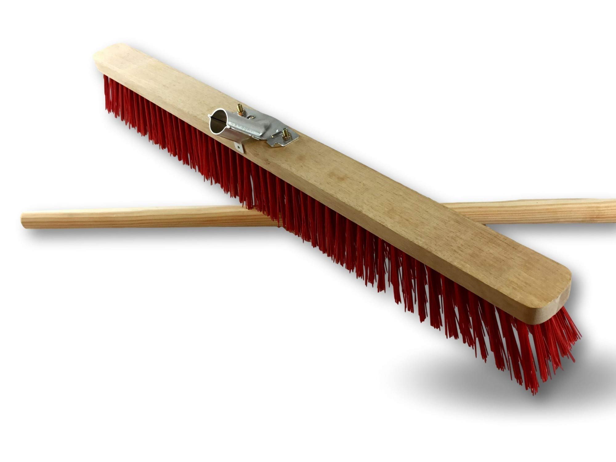 Balai d'atelier Type cantonnier | Piste Extérieur | Longueur 80 cm | Garnissage Brosse PVC Rouge | Semelle Bois | Douille métal boulonnée Ø 28 mm | avec Manche | Kibros 2380BM