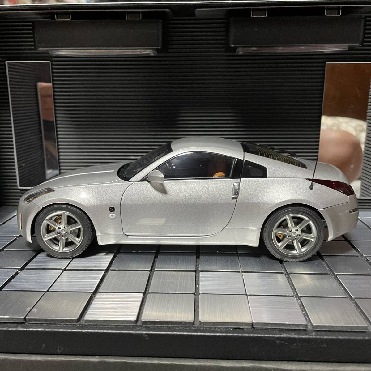 Amazon.co.jp: Auto Art 1/18 Nissan Fairlady 350Z : Hobbies