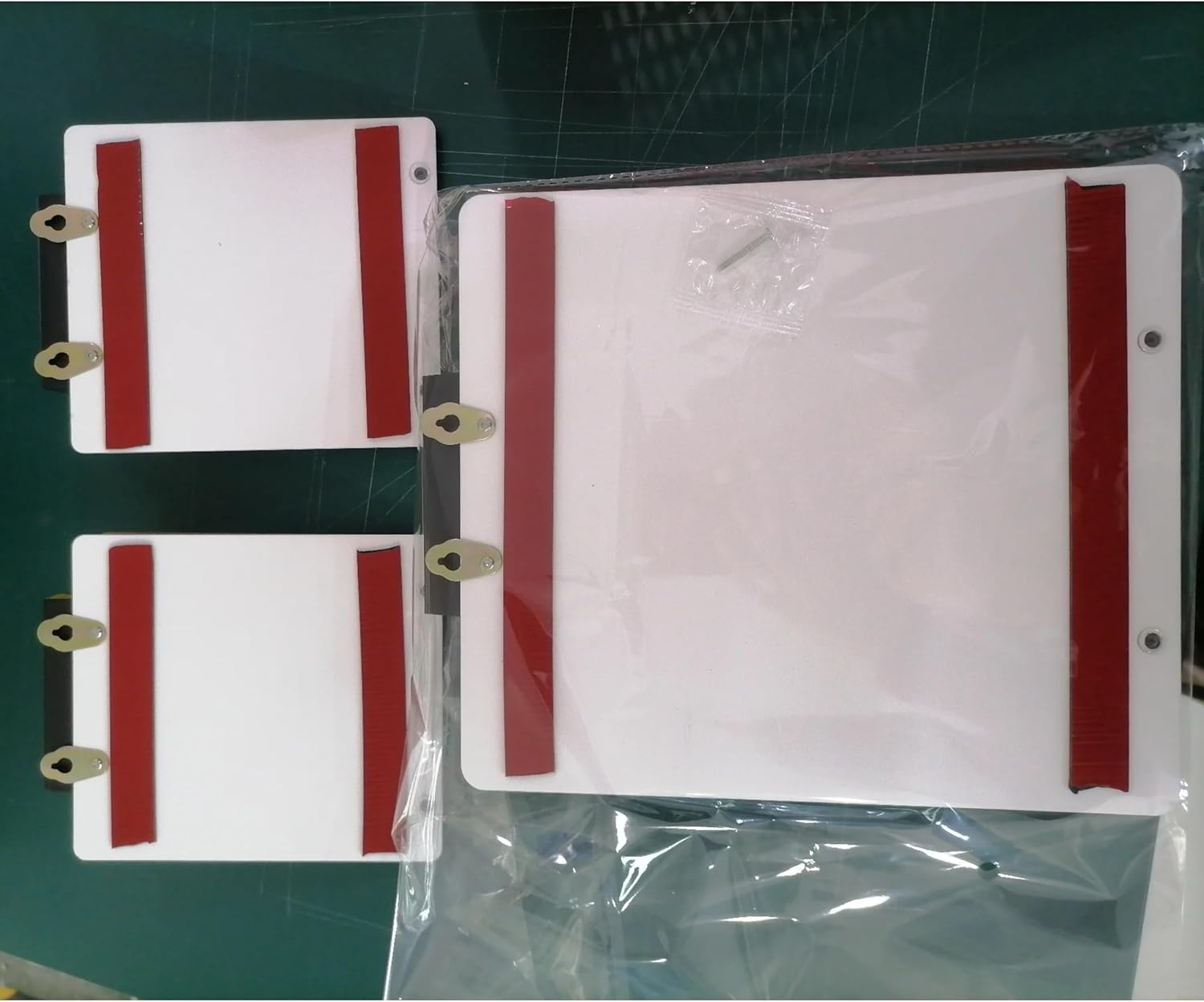 Solar House Numbers for Outside Light Up – Custom LED Address Sign, Illuminated Outdoor Acrylic Plaque, Waterproof Modern House Number Sign with Solar Powered Lights for Yard, Door, Mailbox (Black Red, 9.4x11.2in)