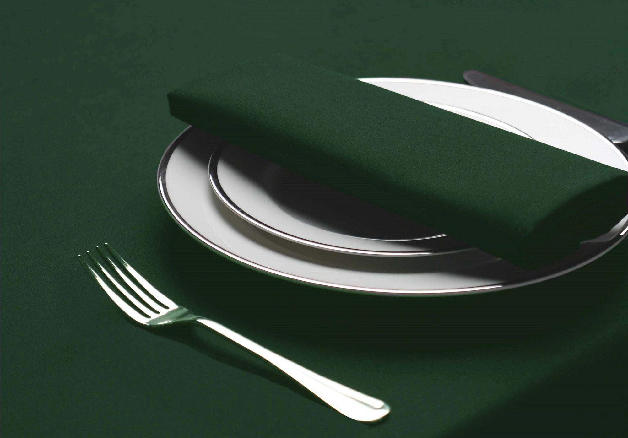 Belledorm Forest Green Amalfi Tablelinen - Rectangular Tablecloth - Hotel Suite (, 132Cm X 178Cm)