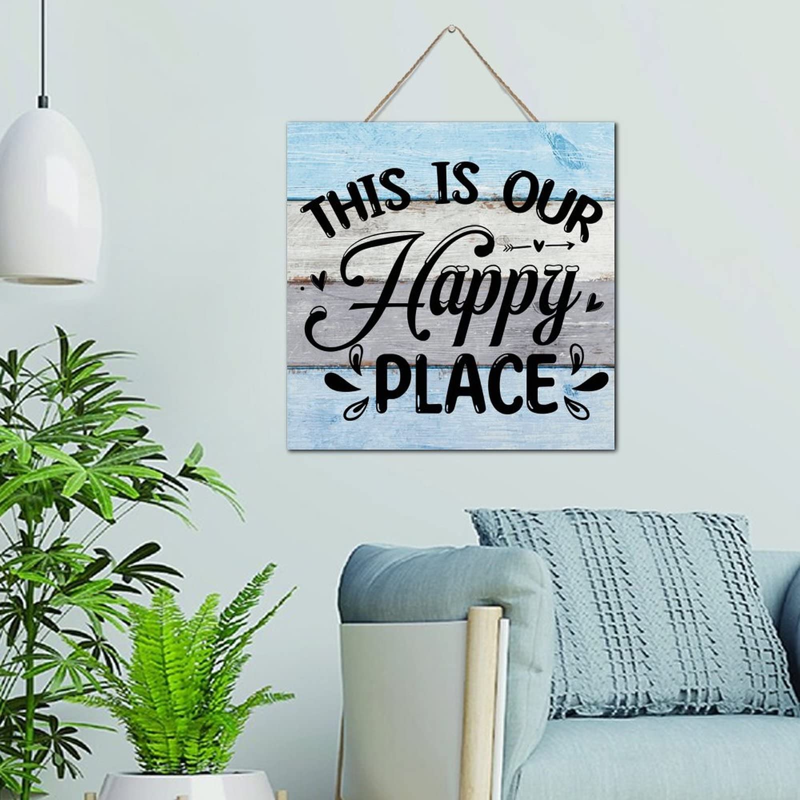 Panneau mural en bois pour créer un coin cocooning au salon